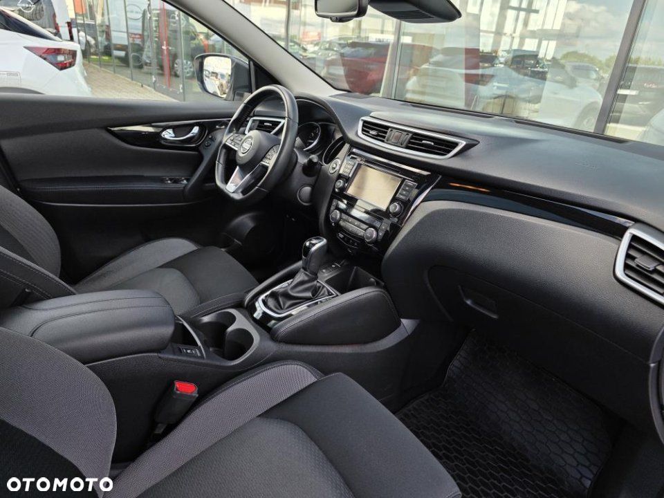 Nissan Qashqai - 21