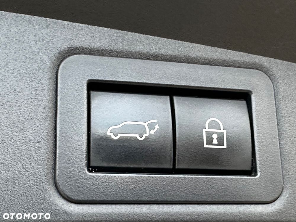 Toyota Corolla 1.8 Hybrid GR Sport - 26