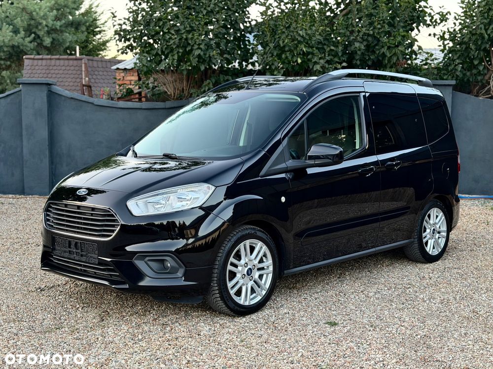 Ford Courier - 3