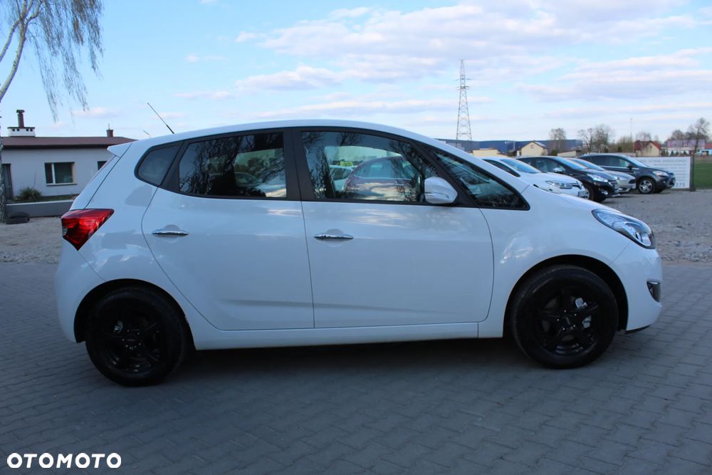 Hyundai ix20 1.6 blue YES Gold - 8