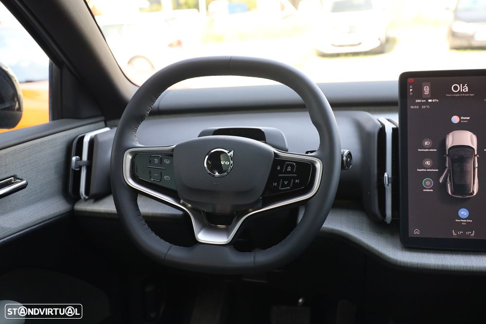 Volvo EX30 Cross Country Twin Motor Performance AWD Ultra - 17