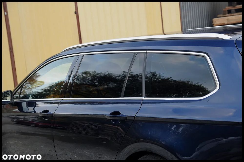 Volkswagen Passat - 19
