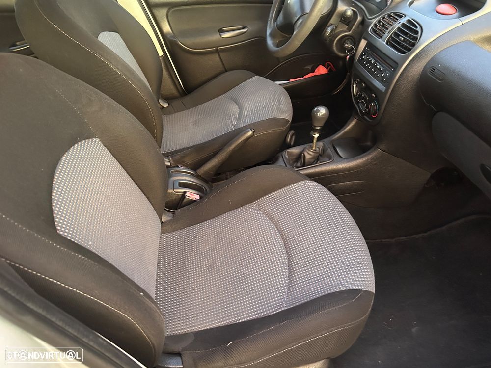 Peugeot 206 1.1 Look - 6