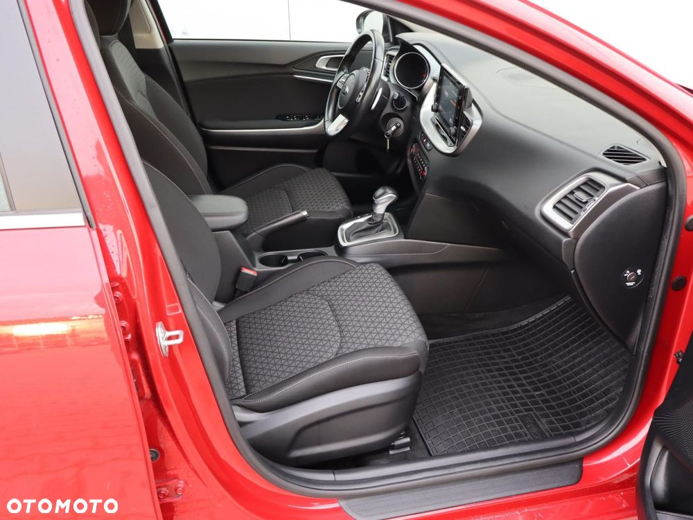 Kia Ceed 1.4 T-GDI M DCT - 6