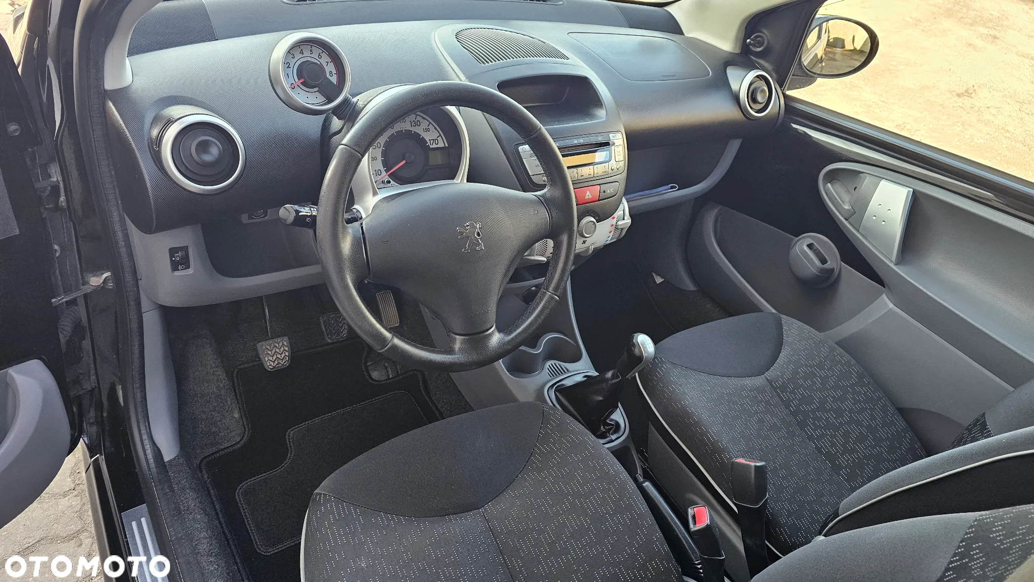 Peugeot 107 - 17