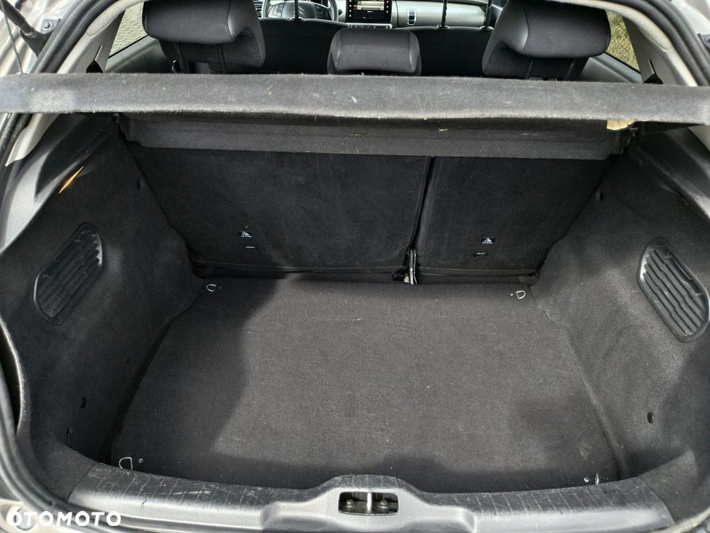 Citroën C4 Cactus - 18