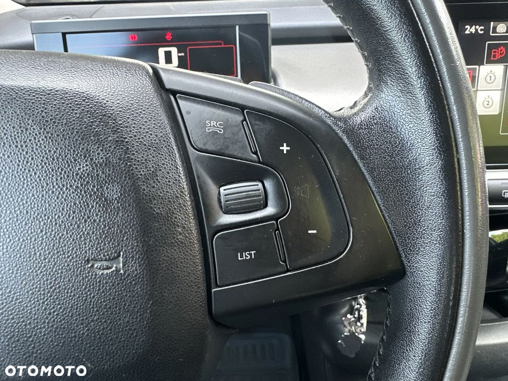 Citroën C4 Cactus 1.2 PureTech Shine S&S - 23