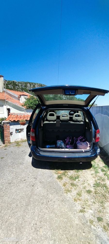 Chrysler Voyager 2.5 CRD LX - 21