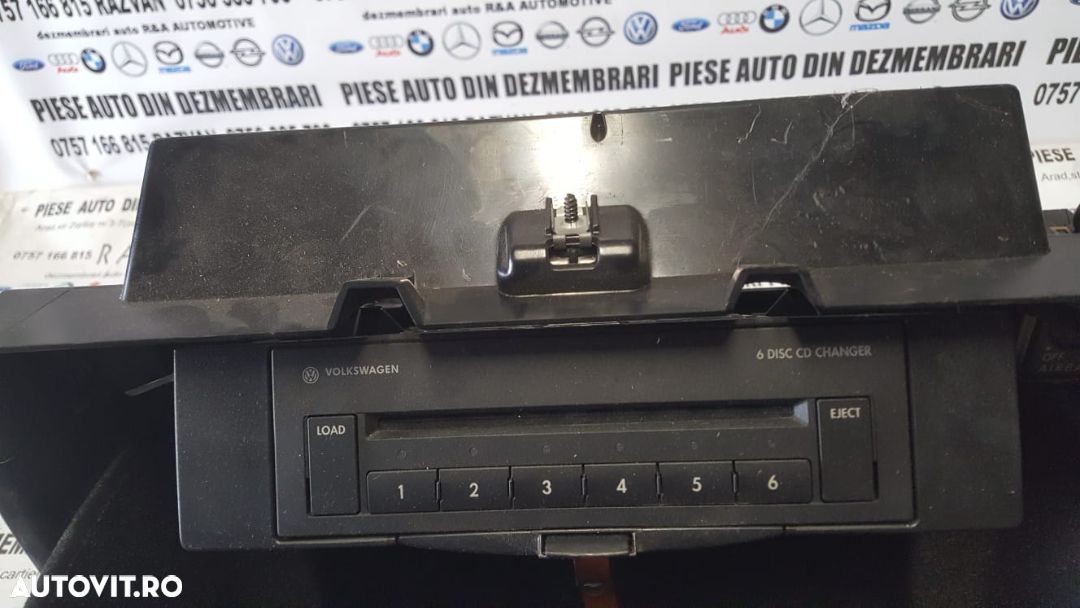 Magazie CD VW Passat B6 An 2005-2010 Livram Oriunde In Tara - 1