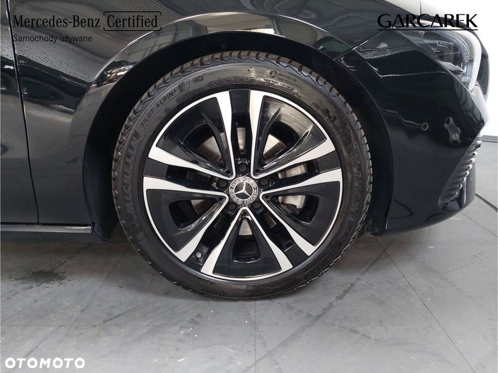 Mercedes-Benz CLA 200 d Progressive 8G-DCT - 10