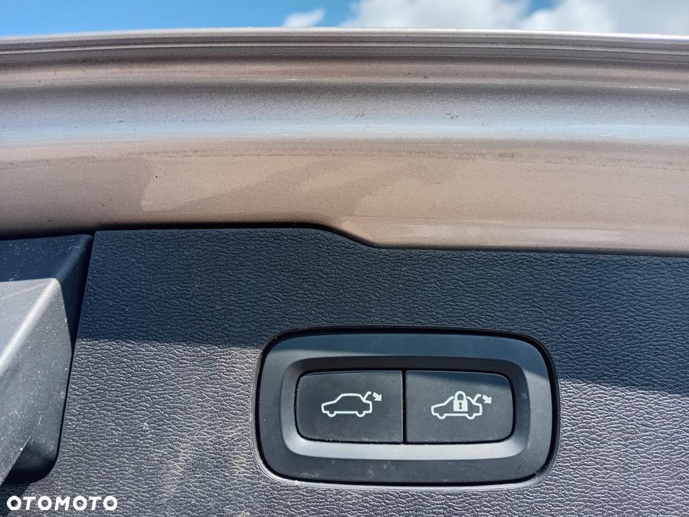 Volvo XC 40 - 12