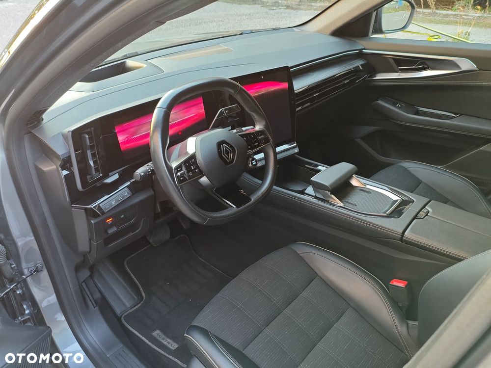 Renault Austral E-Tech Full Hybrid 200 Iconic - 13