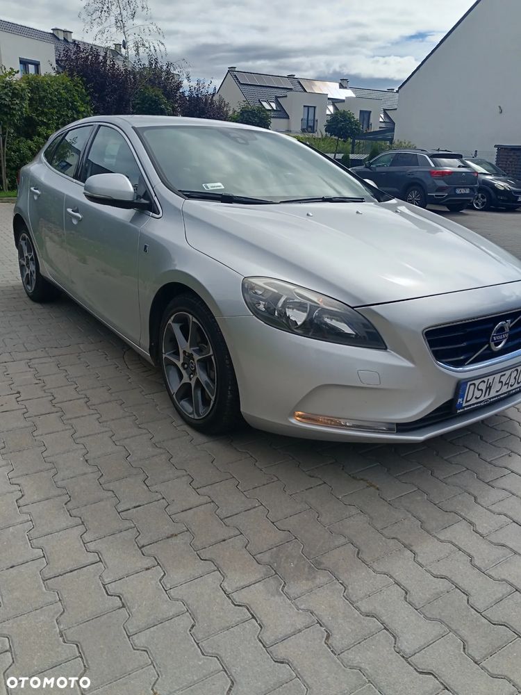 Volvo V40 - 16