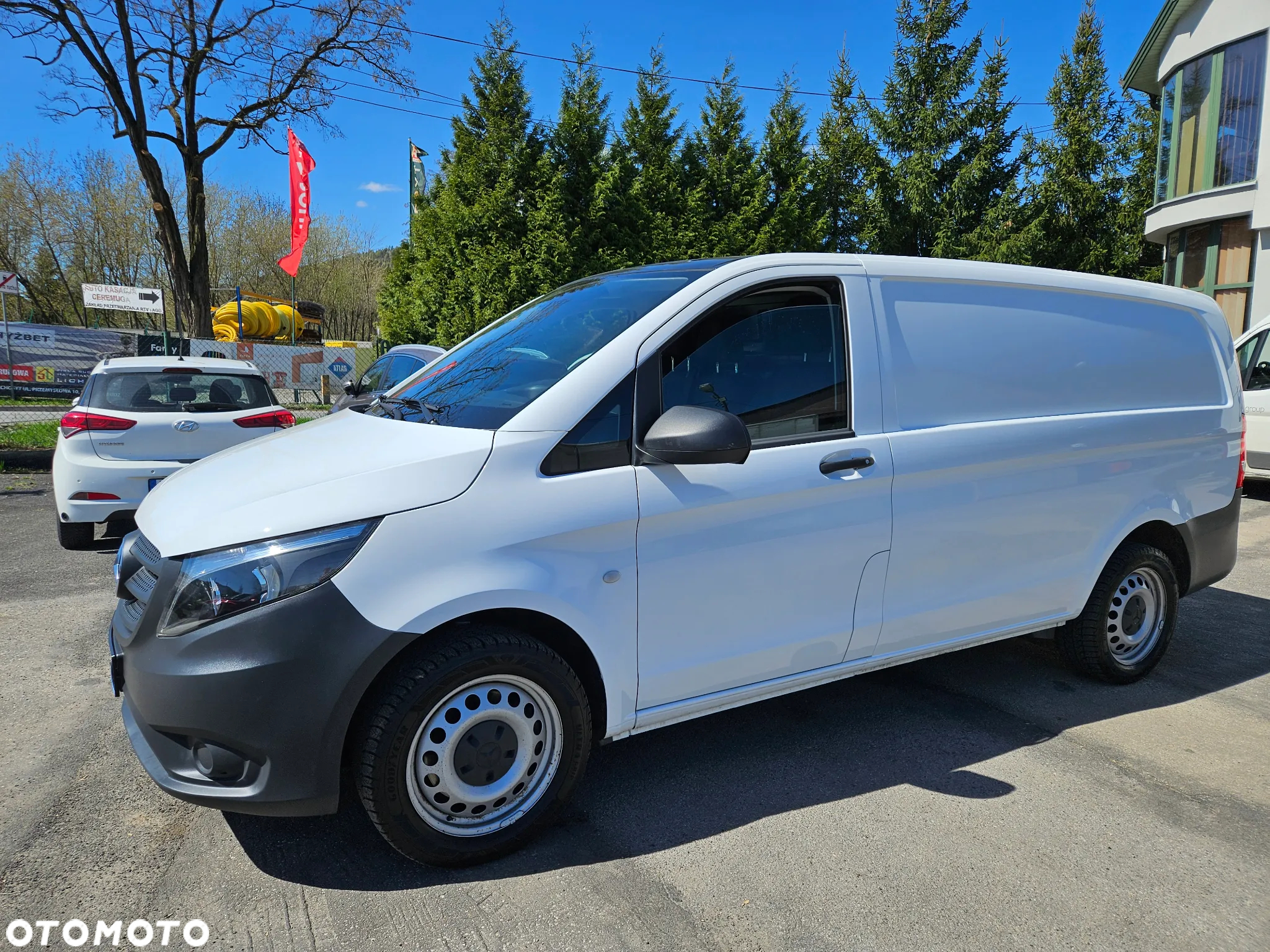 Mercedes-Benz VITO 4X4 LONG KLIMA AUTOMAT REJ.02 2021 3OSOBOWY CIEŻAROWY - 15