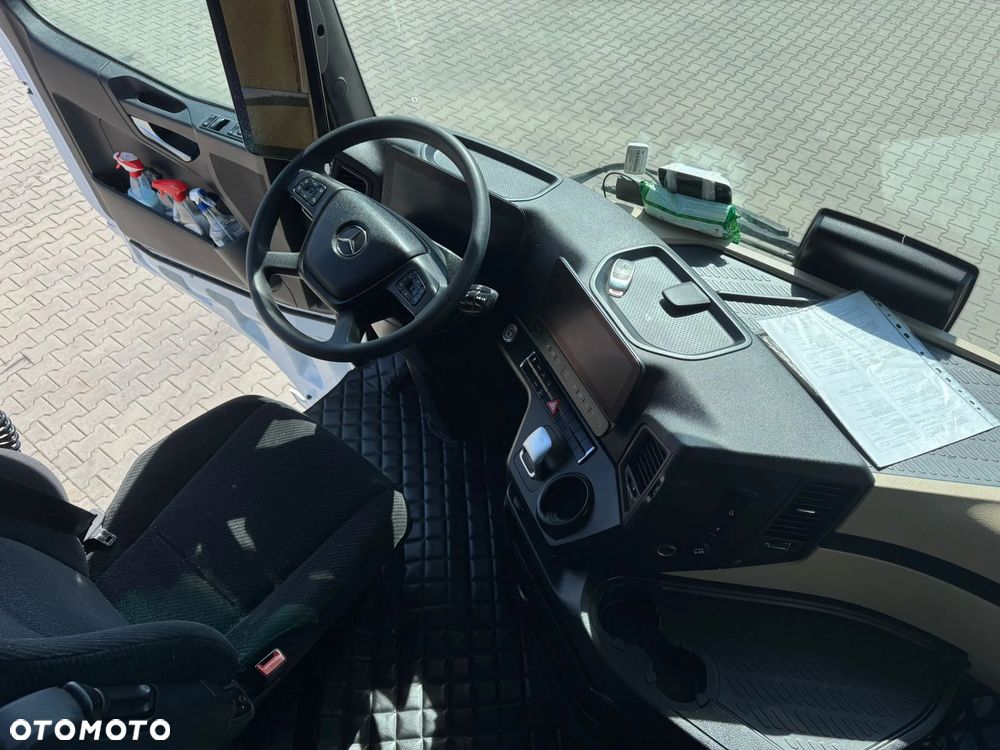 Mercedes-Benz ACTROS - 6