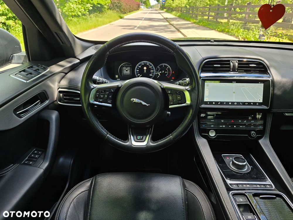 Jaguar F-Pace 2.0 i4D AWD Prestige - 5