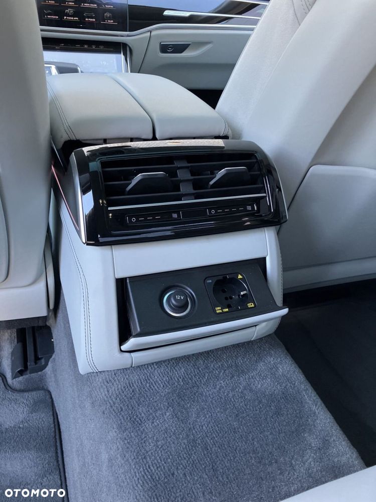 Audi A8 - 19