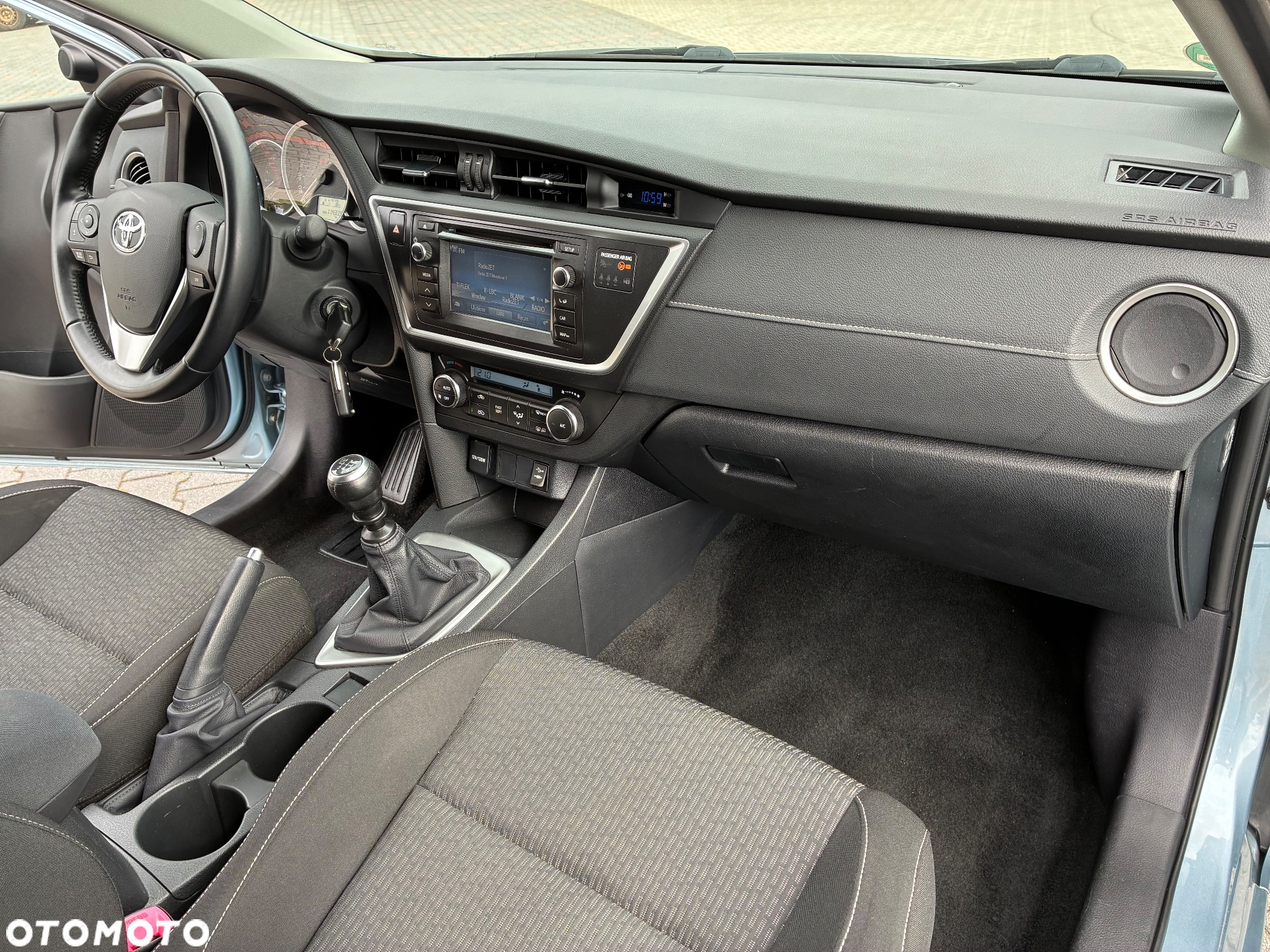 Toyota Auris - 10