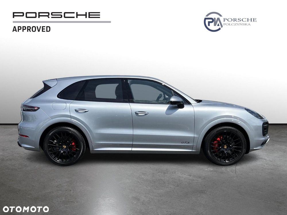 Porsche Cayenne - 6