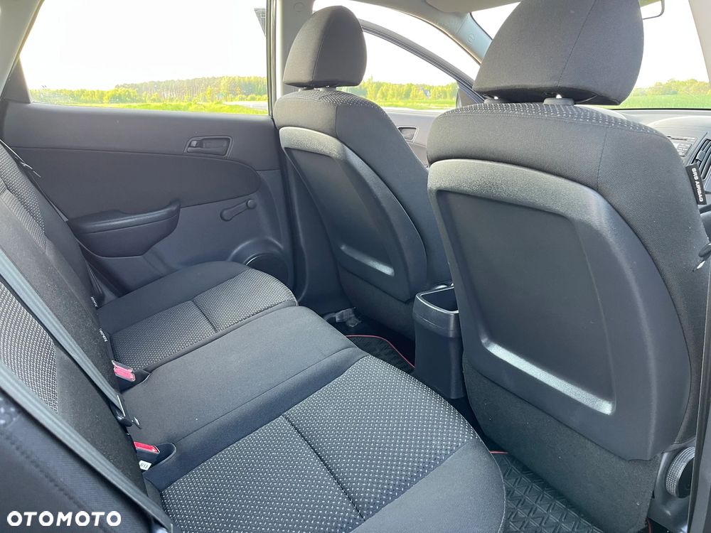 Hyundai i30 1.4 Blue Classic - 18