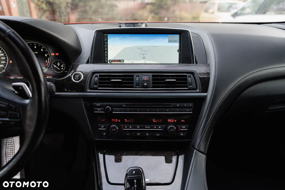BMW Seria 6 650i xDrive - 13