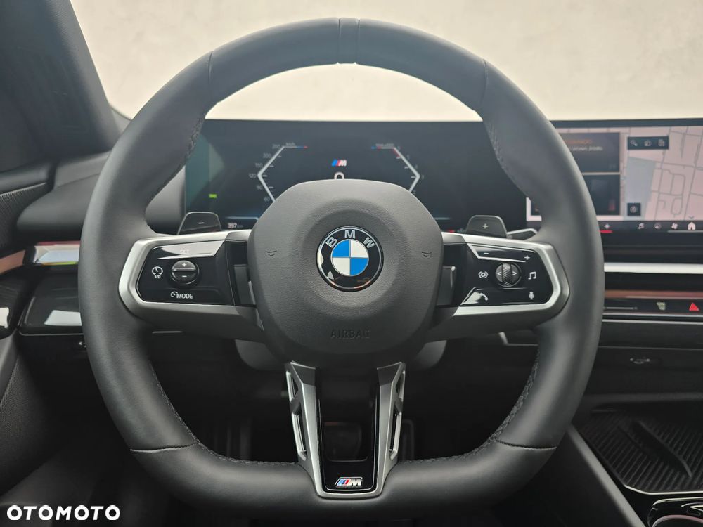 BMW Seria 5 520d xDrive mHEV M Sport - 16