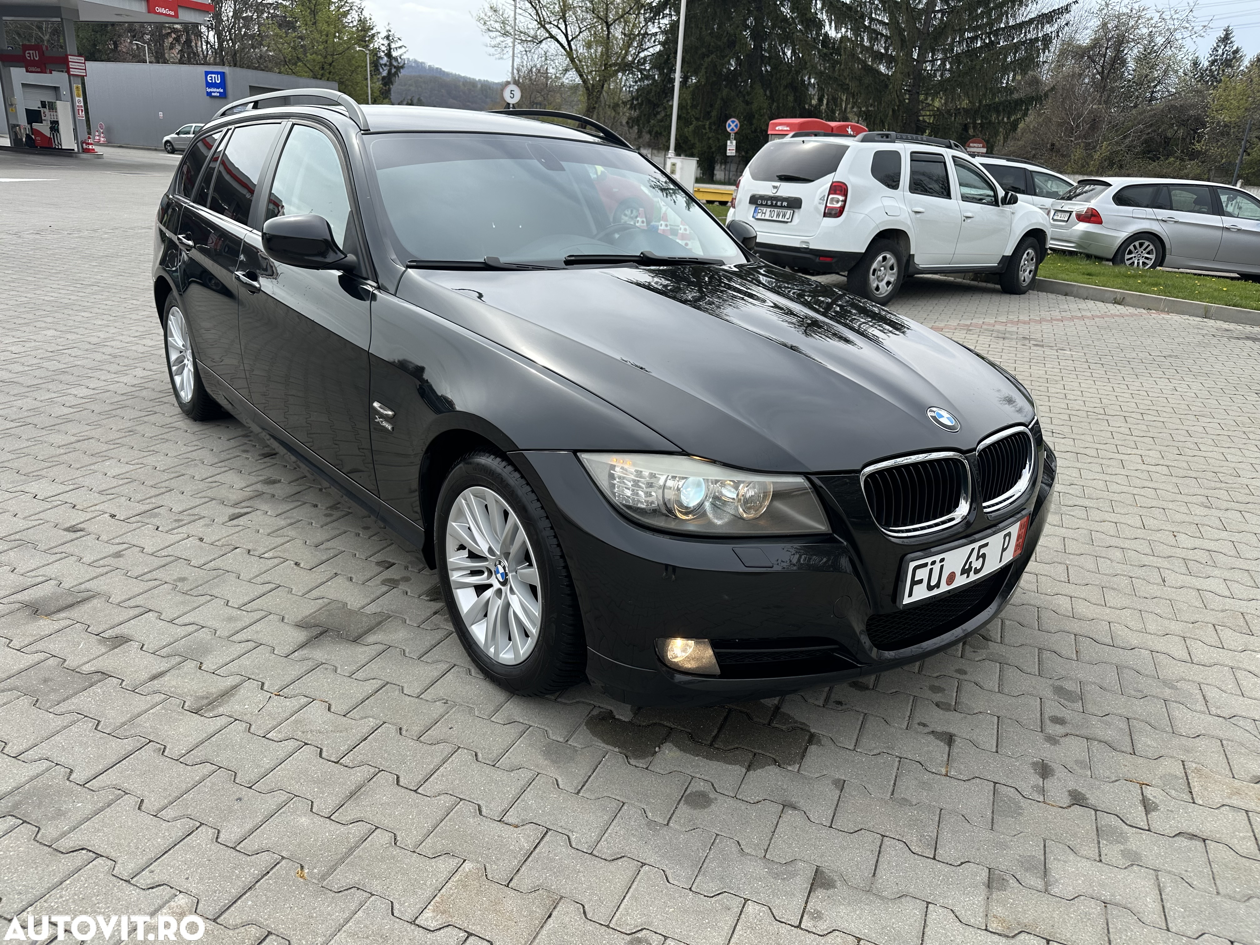BMW Seria 3 320d xDrive DPF Touring - 3