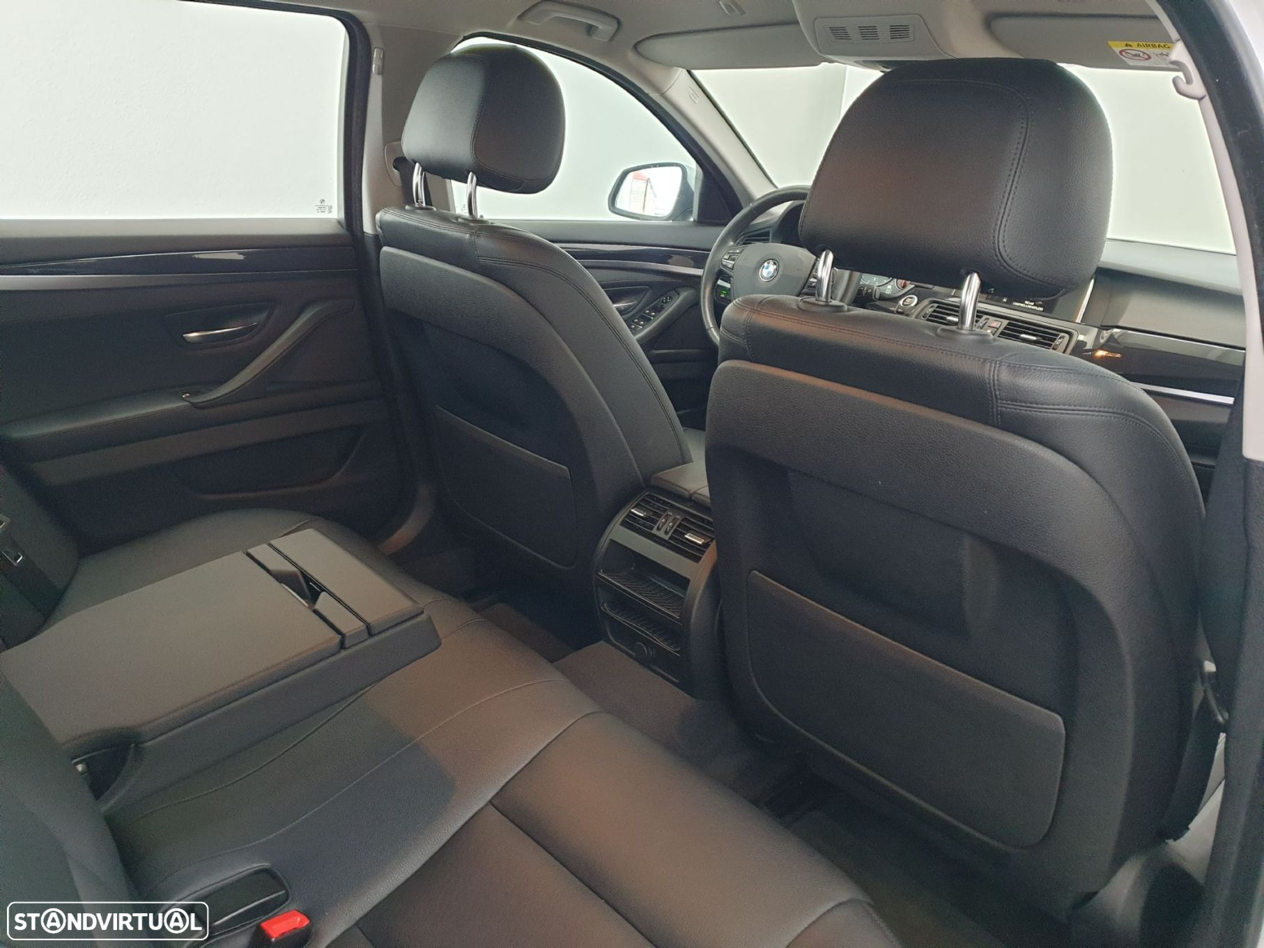 BMW 520 d Auto - 35