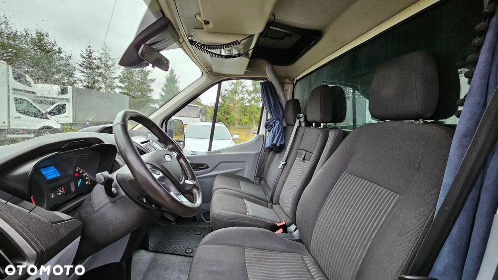 Ford Transit - 10