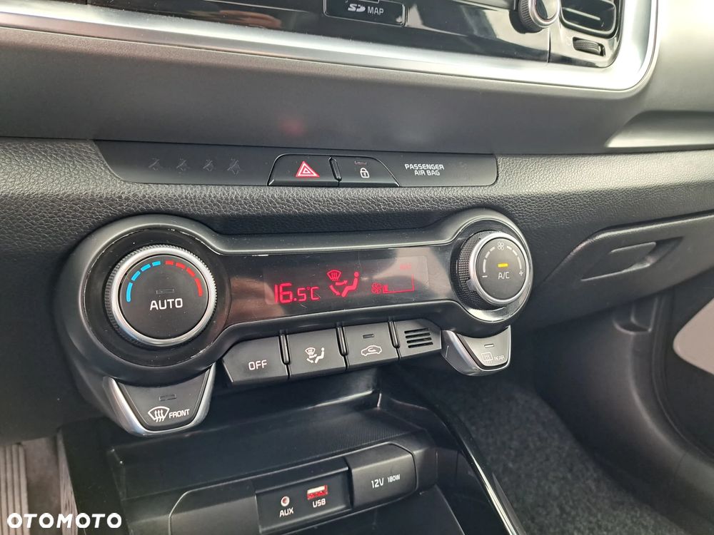 Kia Stonic 1.0 T-GDI MHEV L Business Line - 23