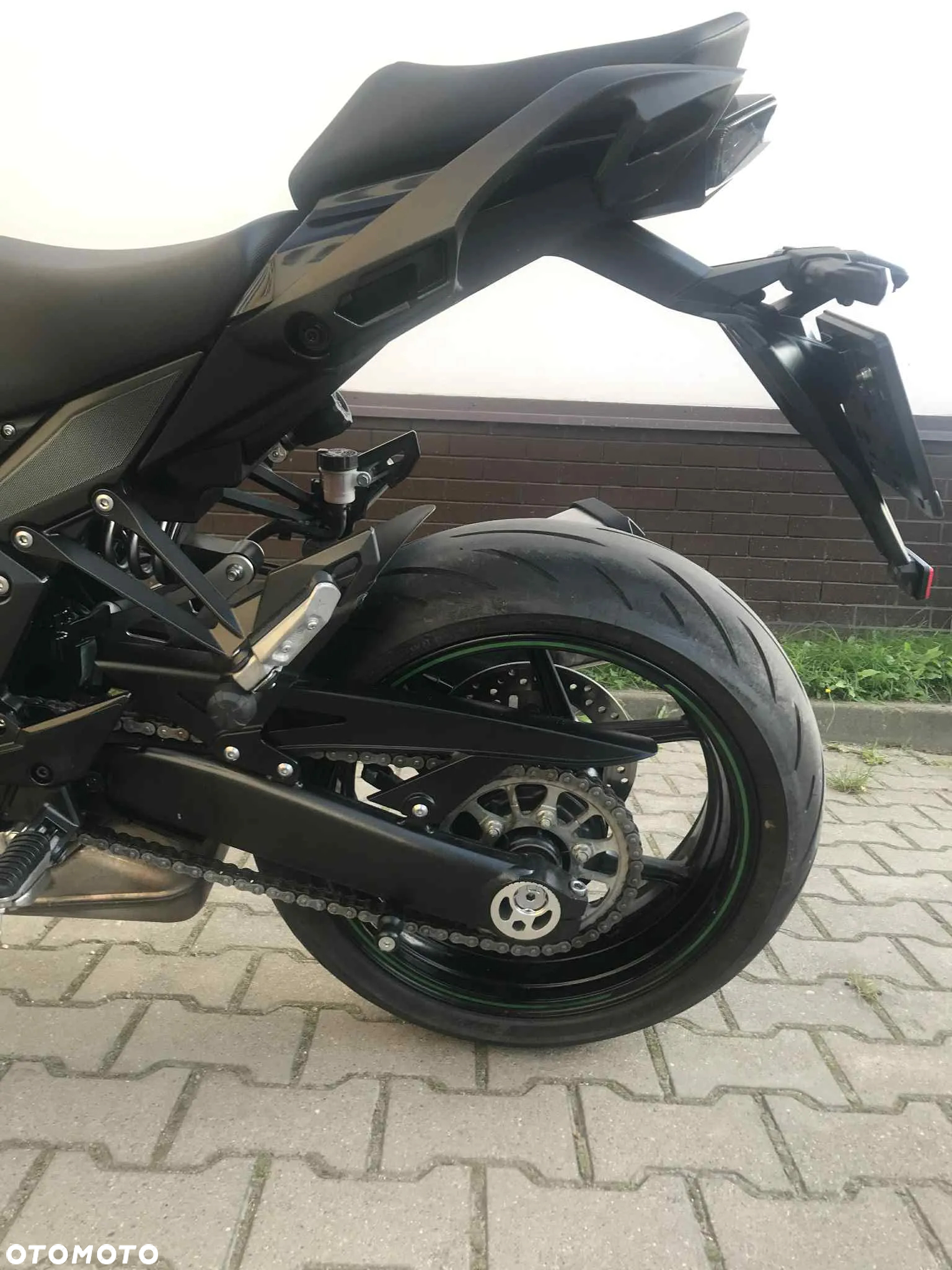 Kawasaki Ninja 1000 SX - 7