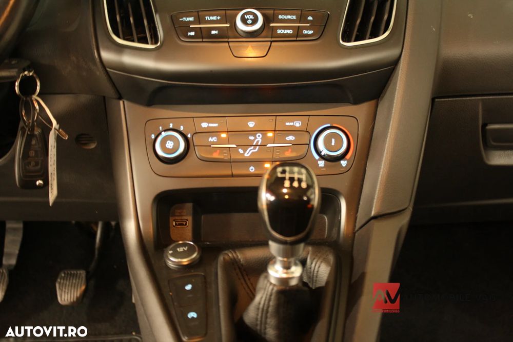 Ford Focus 1.5 TDCi DPF Start-Stopp-System Business - 23