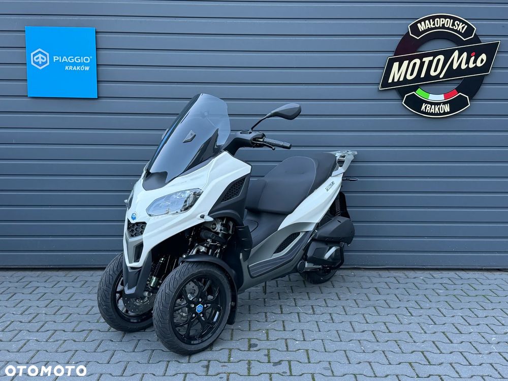 Piaggio MP-3 - 3