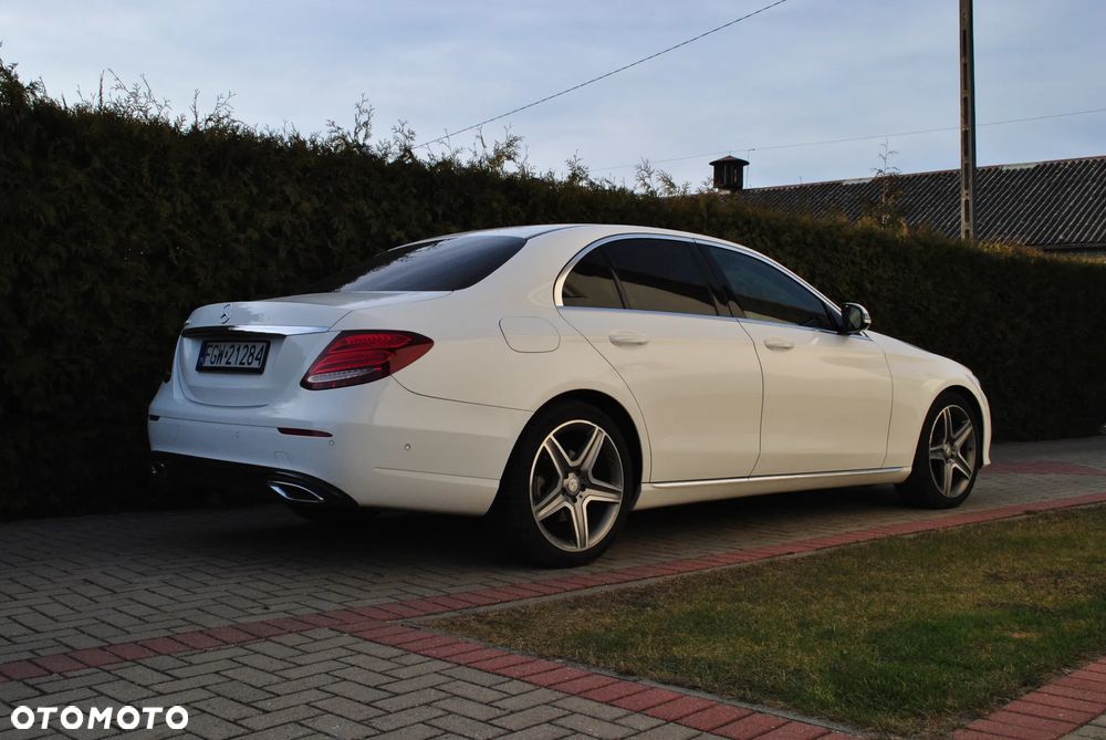 Mercedes-Benz Klasa E - 1