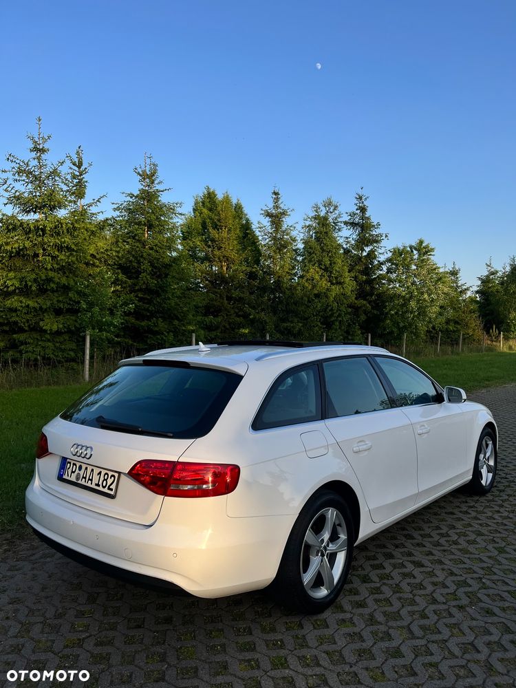 Audi A4 Avant 2.0 TDI DPF multitronic Attraction - 3