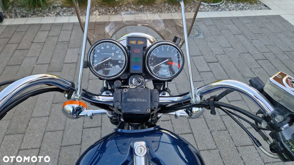 Honda CX - 11