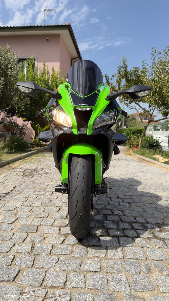Kawasaki Ninja ZX10R - 13