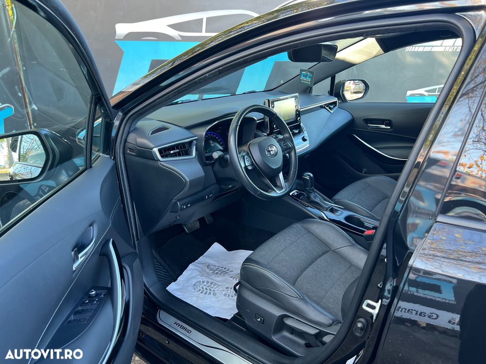 Toyota Corolla 1.8 Hybrid Touring Sports Comfort - 11