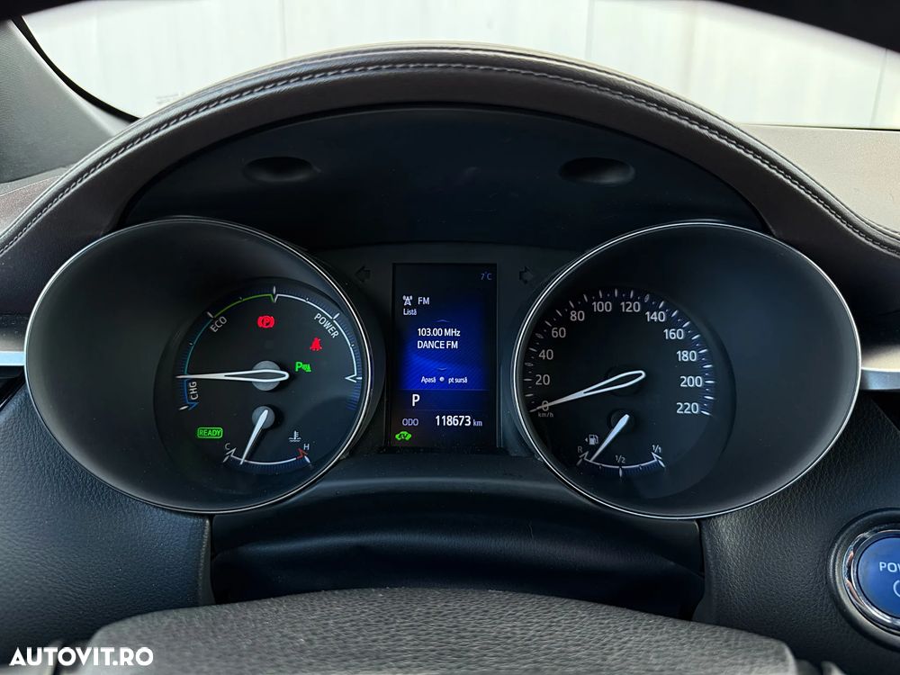 Toyota C-HR Style Selection - 8