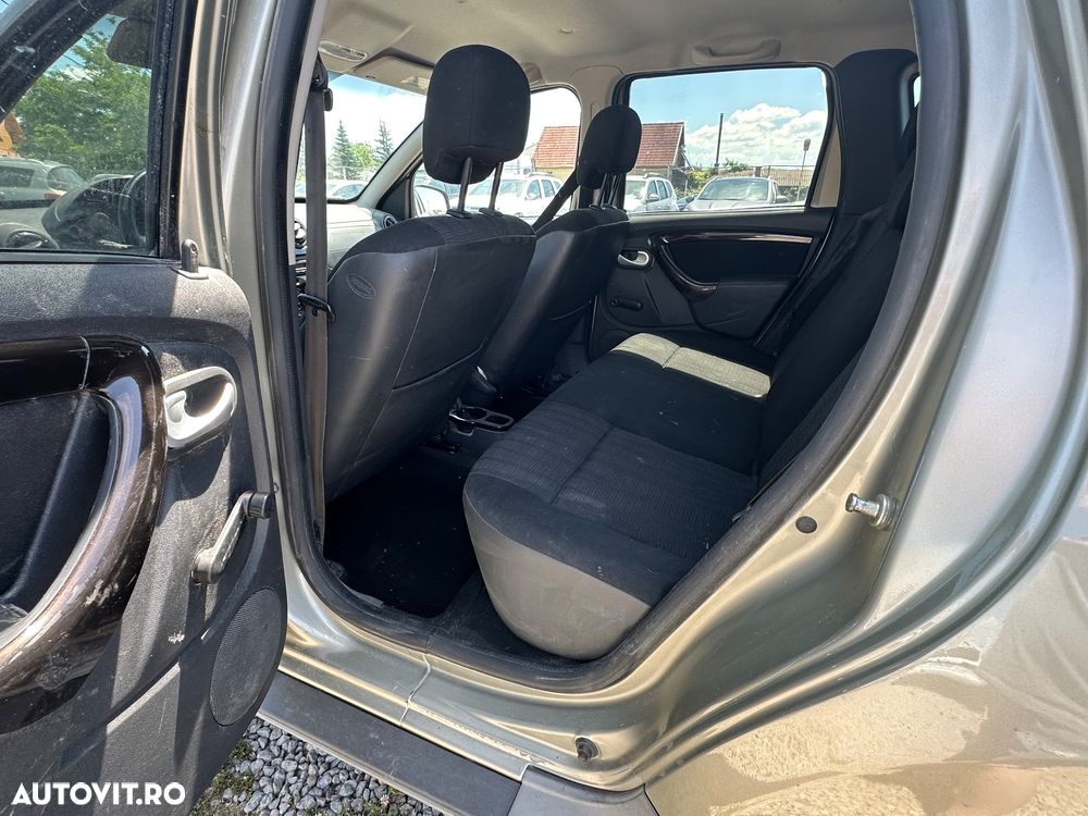 Dacia Duster dCi 110 FAP 4x4 Laureate - 7