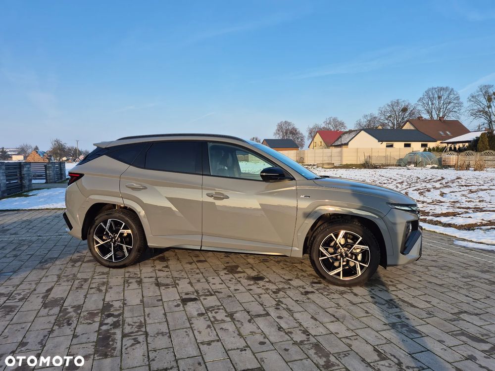 Hyundai Tucson 1.6 T-GDi HEV N-Line 4WD - 27