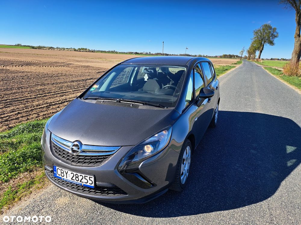 Opel Zafira - 1