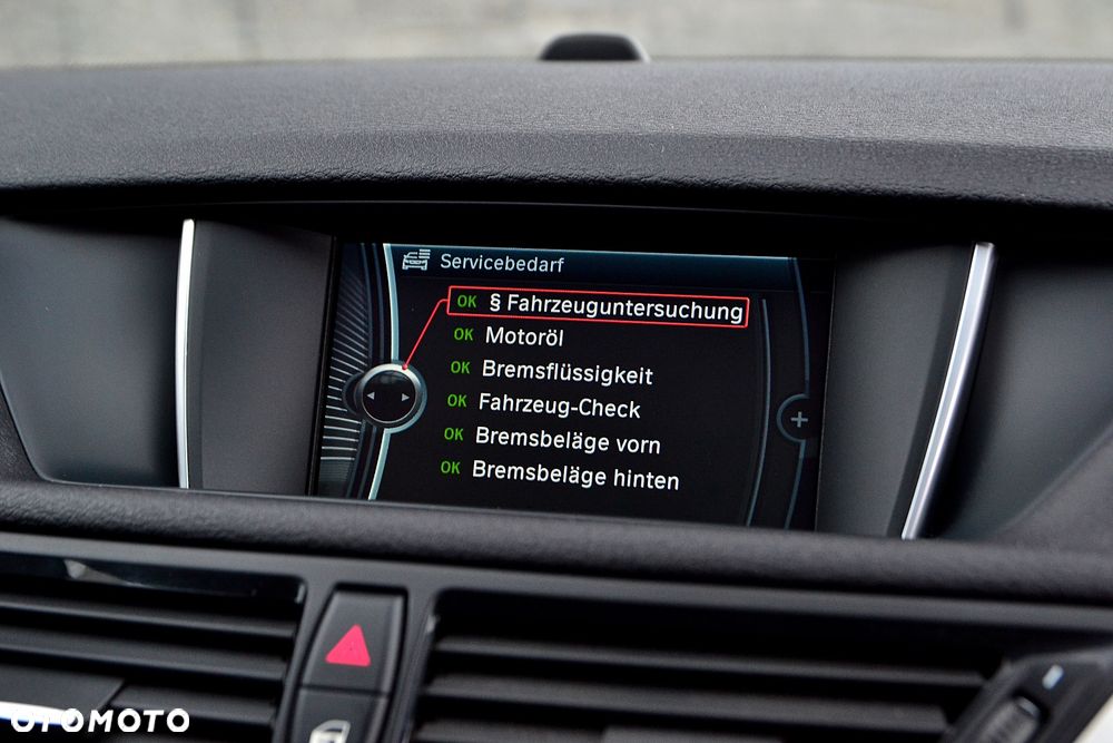 BMW X1 sDrive18d xLine - 18