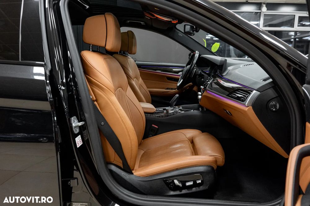 BMW Seria 5 520d Aut. Sport Line - 29
