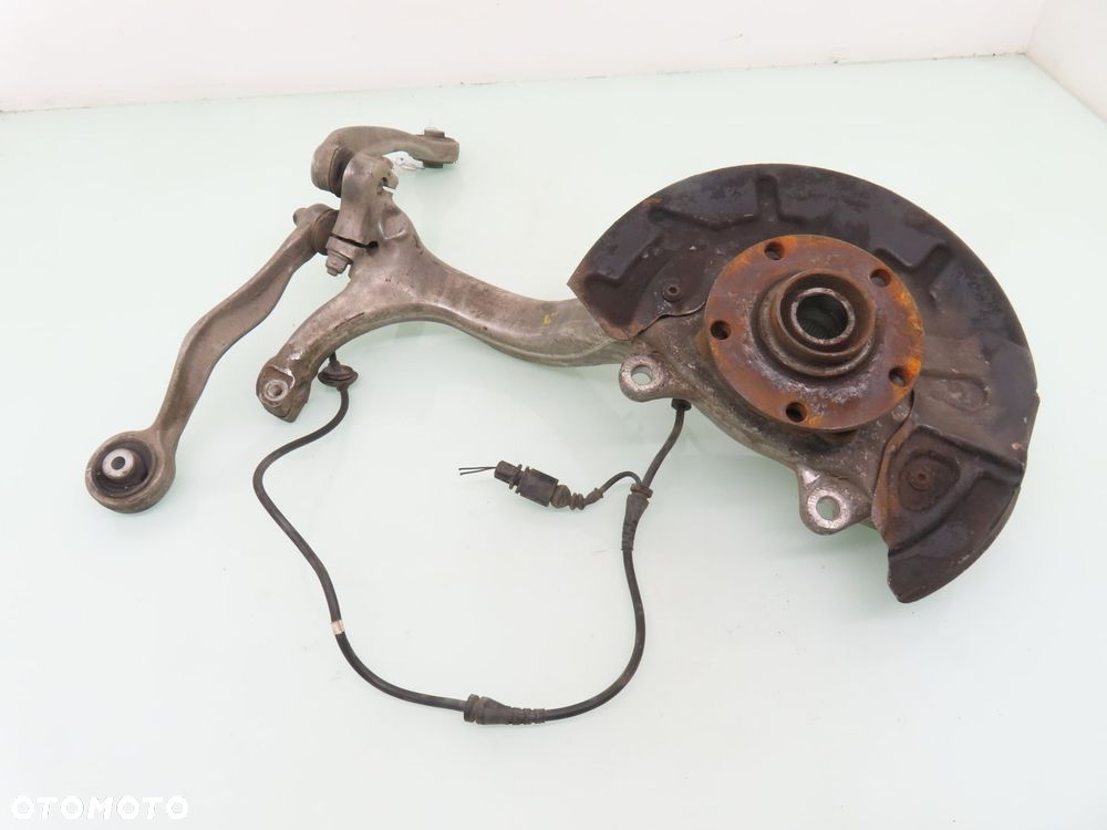ZWROTNICA PIASTA PRZEDNIA PRAWA AUDI A4 B6 2.0 8E0407242B - 1