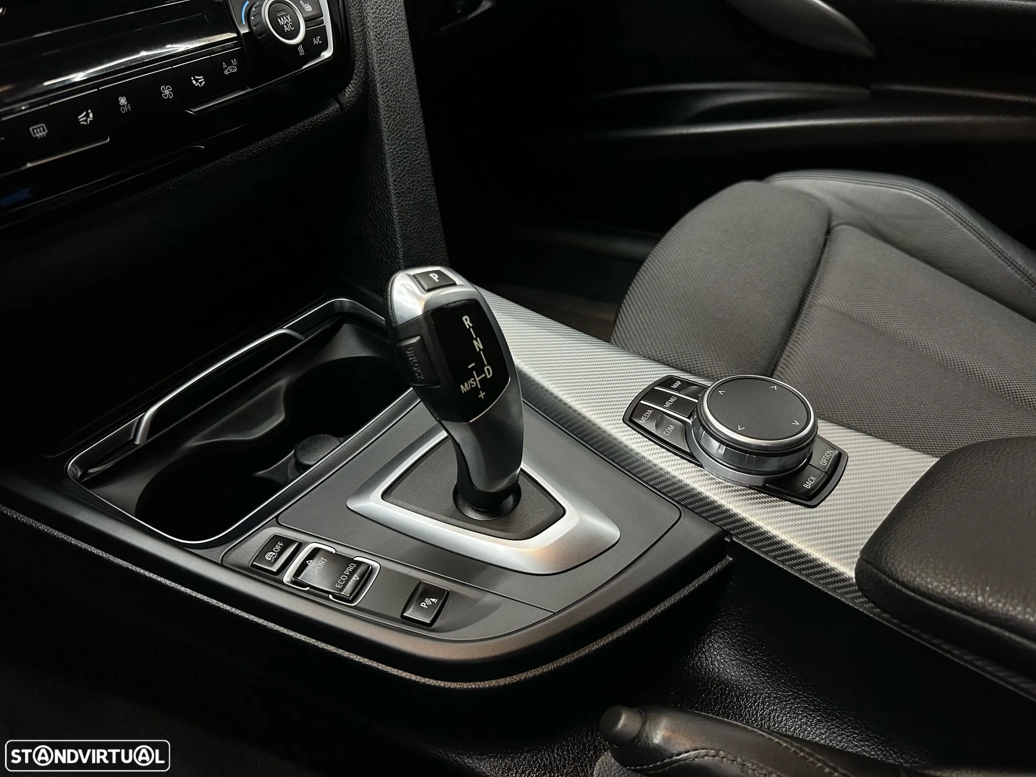 BMW 320 d Touring Line Sport Shadow Auto - 24