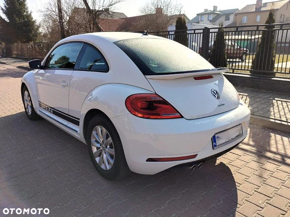 Volkswagen Beetle 2018 photo 2
