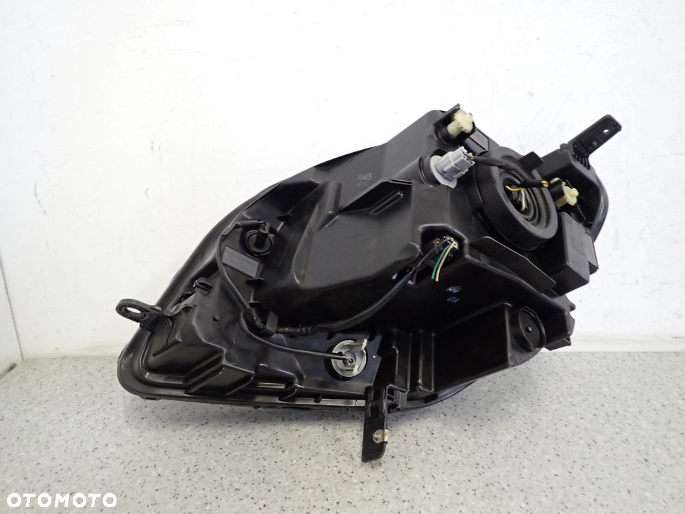 CHEVROLET ORLANDO 10- LAMPA PRZEDNIA PRAWA REFLEKTOR PRAWY - 15