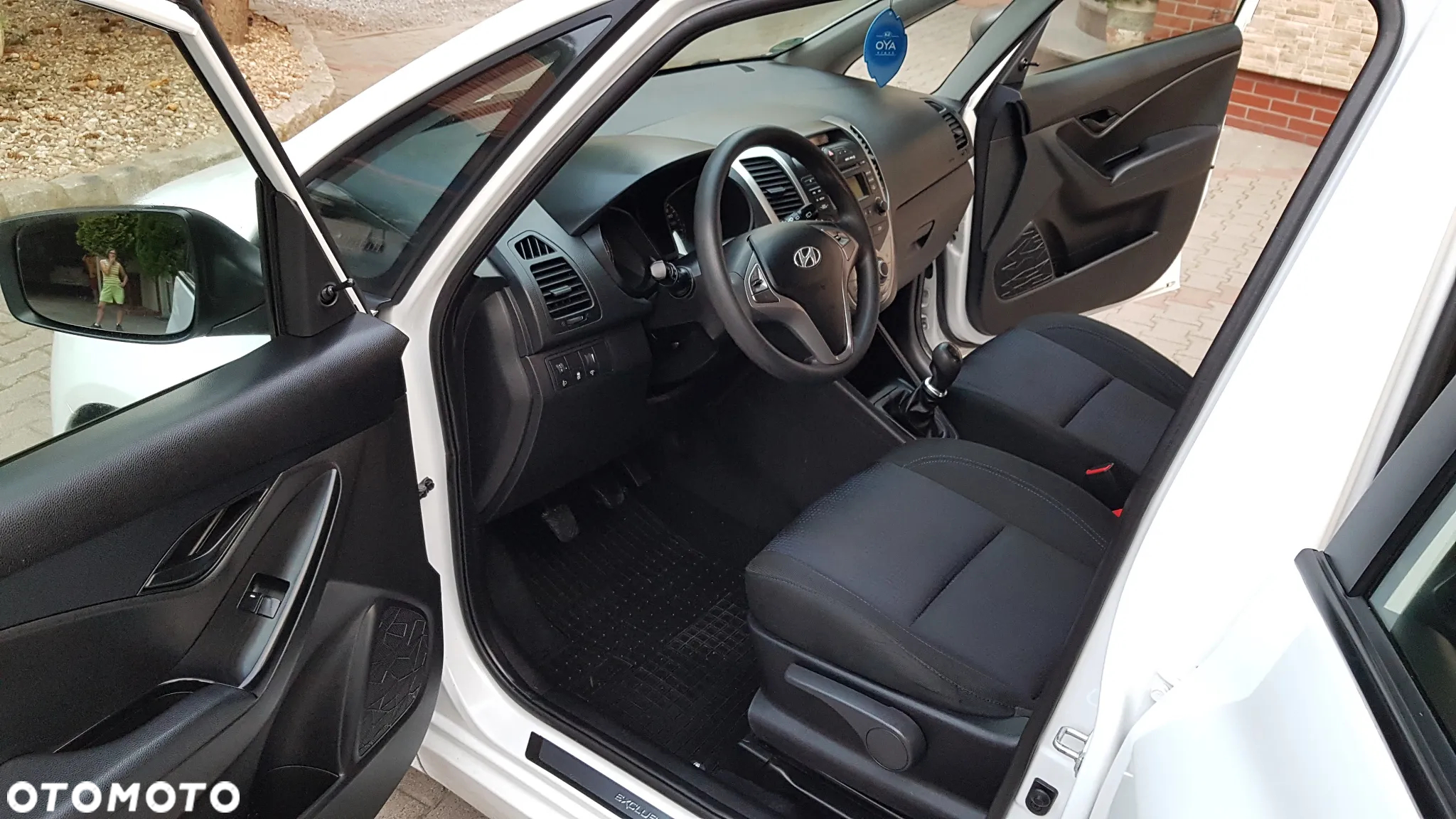 Hyundai ix20 1.4 Comfort - 16