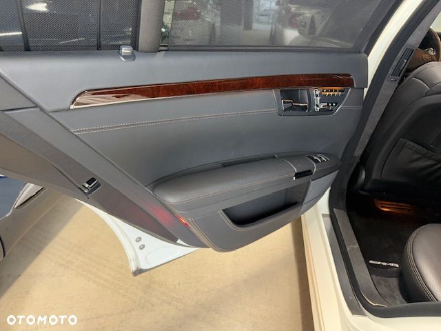 Mercedes-Benz Klasa S - 24